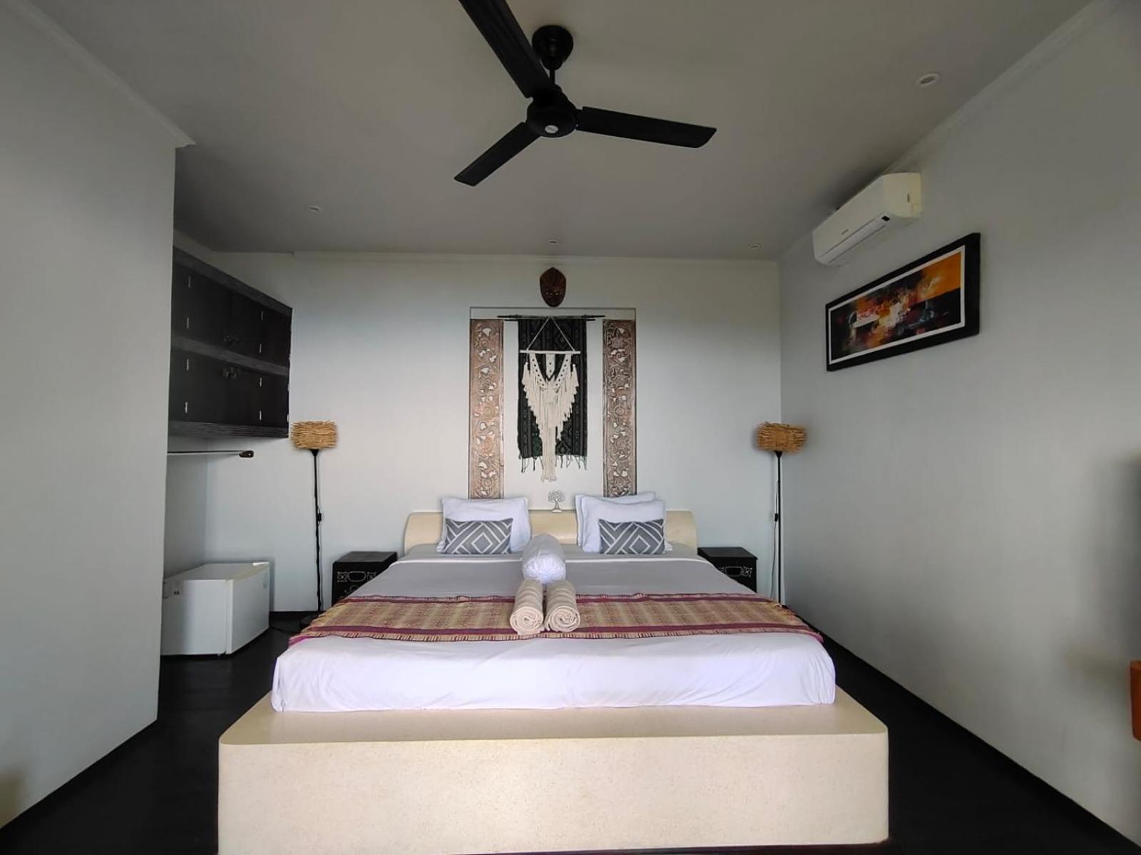 Villa Umbrella Lombok Senggigi Exterior photo